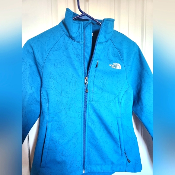 The North Face Jackets & Blazers - NORTHFACE BIONIC BLUE SOFT SHEll BOTANICAL PRINT LEAVES- WOMENS SP